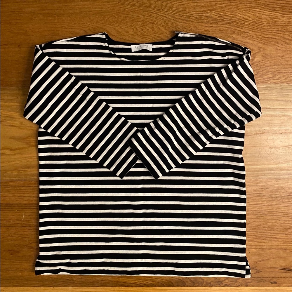 Everlane Striped 3/4 sleeve shirt